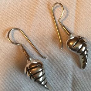 CP Leaf Design Earrings